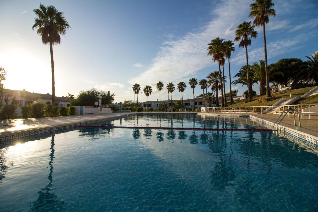 Pearl - Pool View & Location & Appartement *